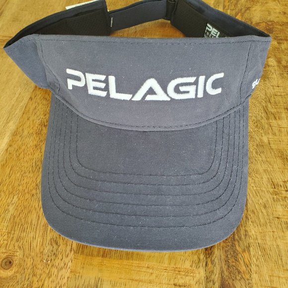 Pelagic Performance Visor Stuart, Florida  Navy Ad - Picture 1 of 7